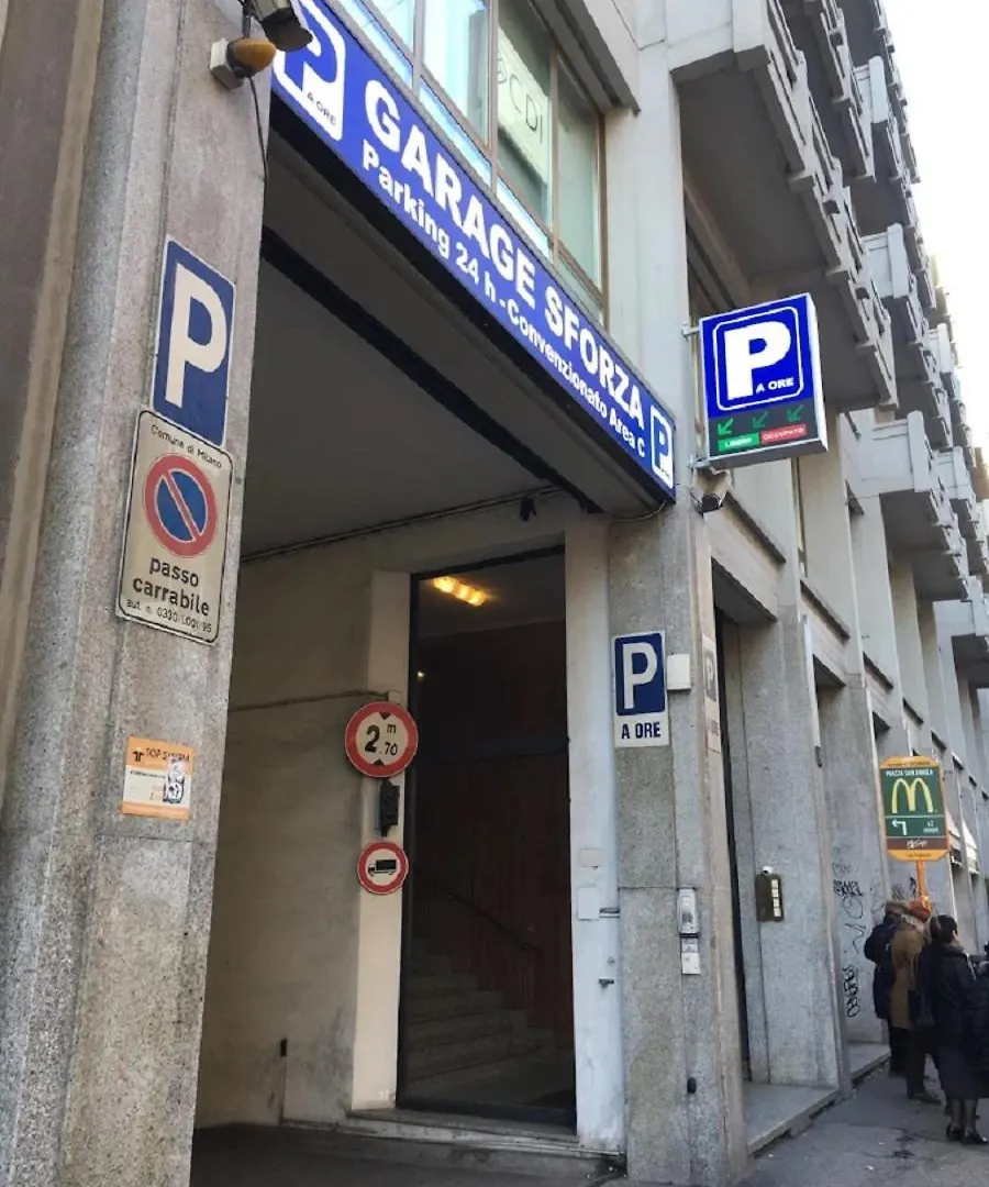 Comecasa 10 Min Walk From Duomo And Policlinico Mangiagalli Milano Italien
