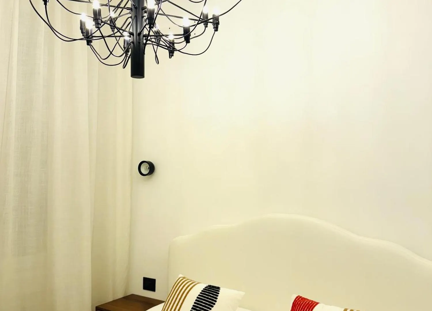 Comecasa 10 Min Walk From Duomo And Policlinico Mangiagalli Milán Apartmán